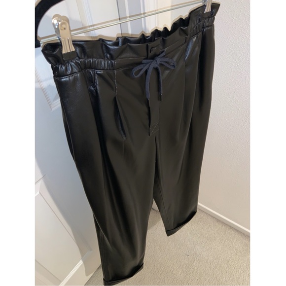 Alice & Olivia Liliana Cuff Paperbag Pants –– NWT - Picture 9 of 17